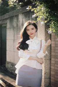 锦鲤小宫女随太子一起流放后精校版全本