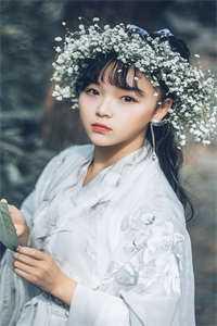 现在都不能出境呢